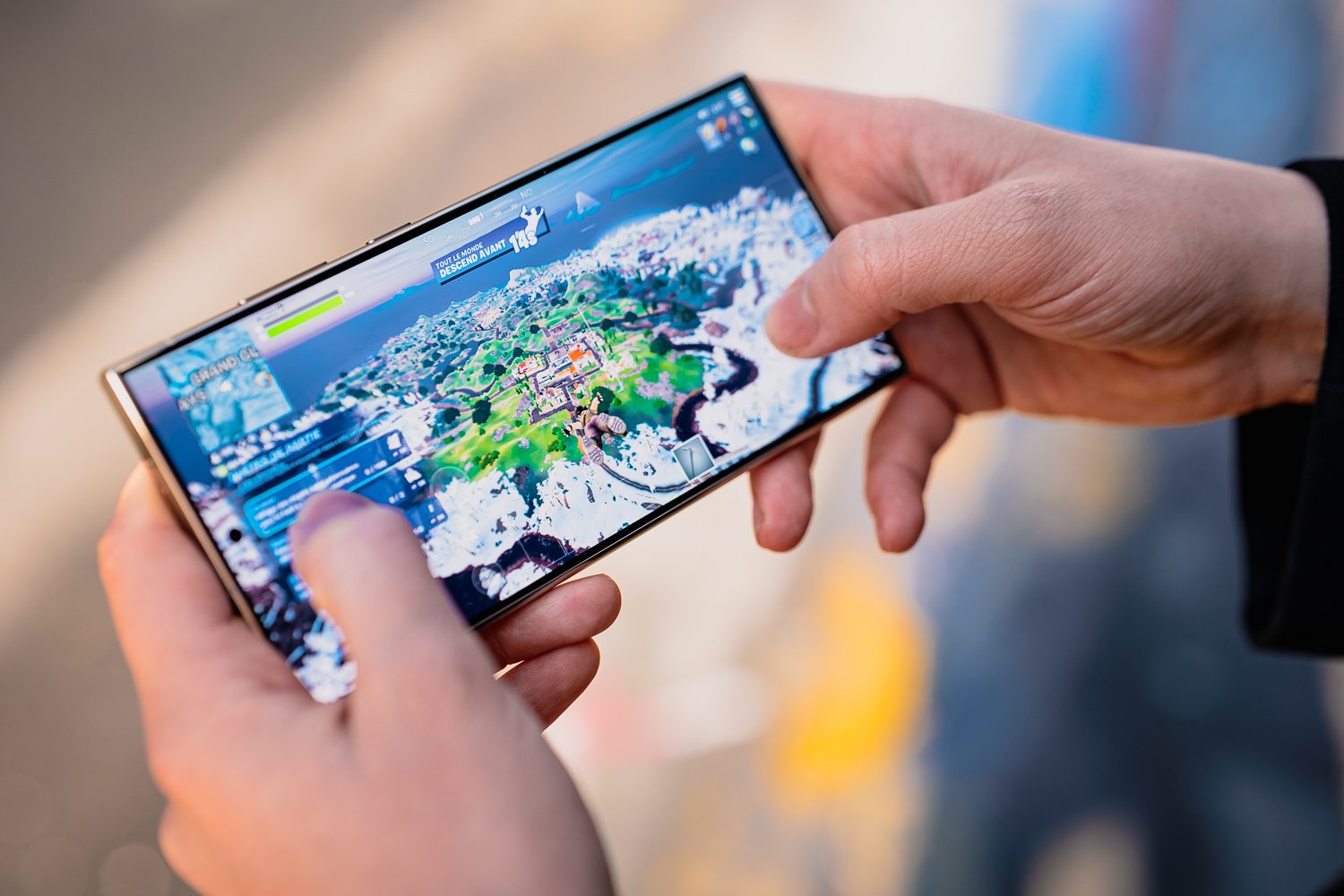 Vers un Samsung Galaxy S25 Ultra plus petit, mais avec un écran plus grand Samsung Galaxy S24 Ultra 13