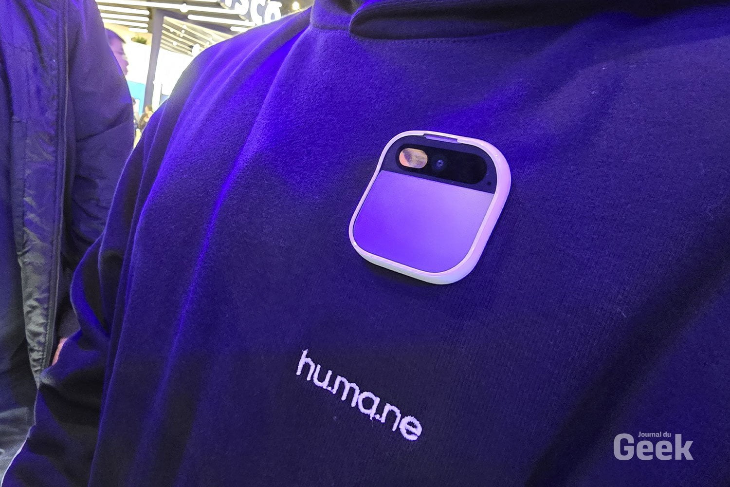 Catastrophe pour le Humane Ai Pin, les retours dépassent les ventes aipin2