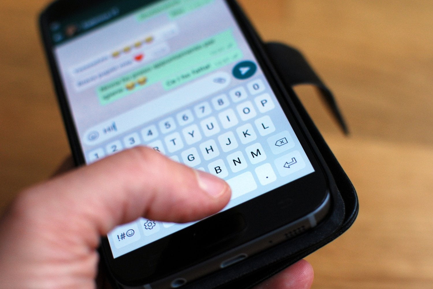Comment passer hors-ligne pour ne pas être dérangé ? whatsApp