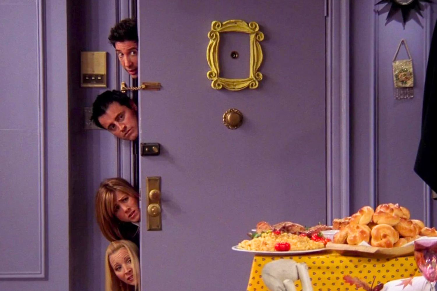 Pour les 30 ans de Friends, on a trouvé le livre de cuisine parfait friends netflix depart