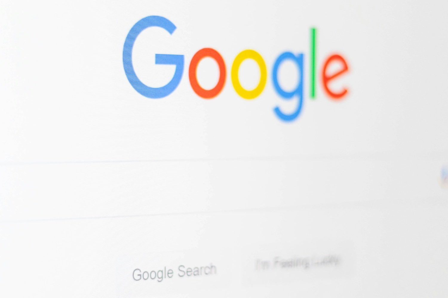 Google de nouveau menacé par une amende colossale en Europe google logo