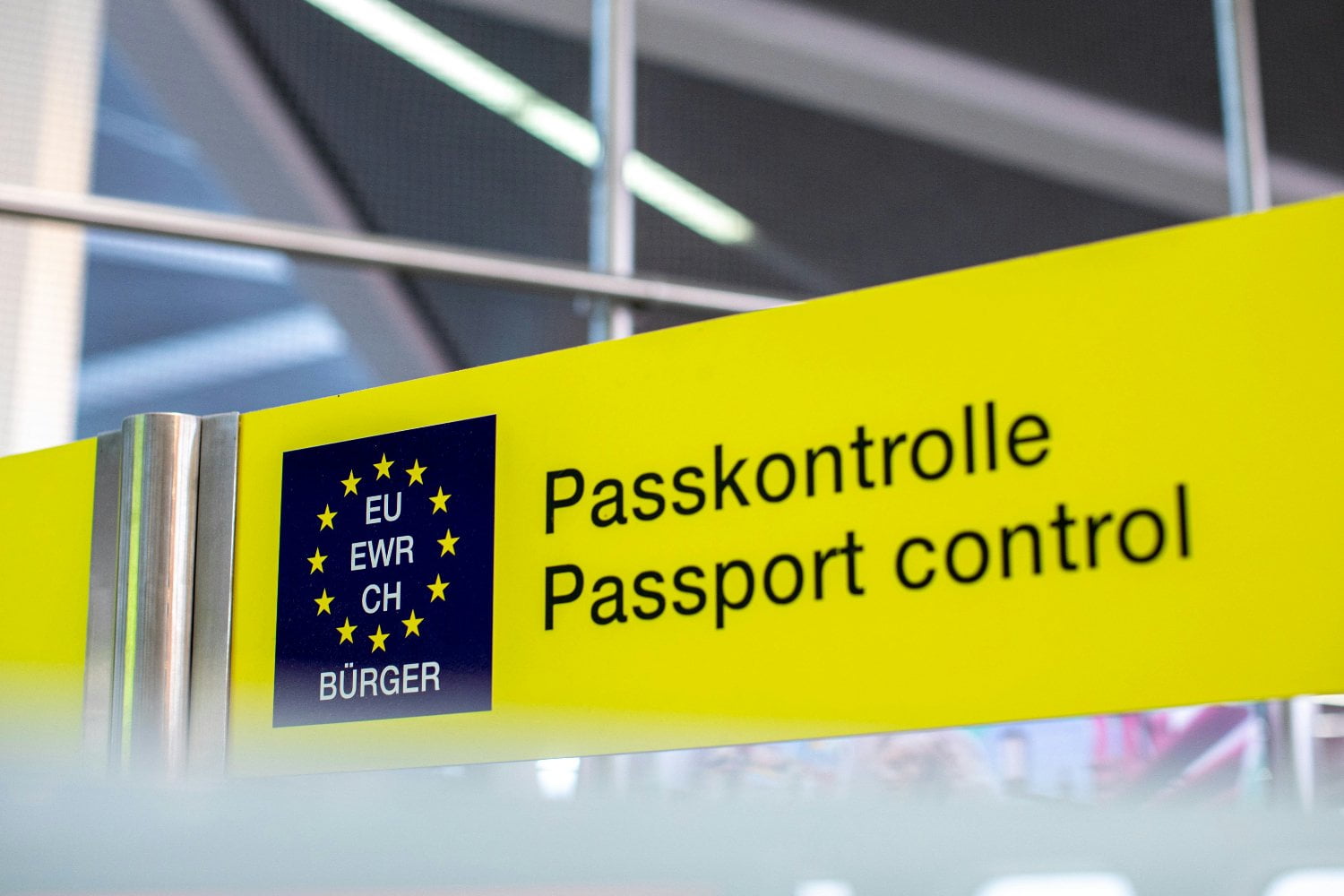 Gros changements en vue en novembre, terminé le coup de tampon ! passeport