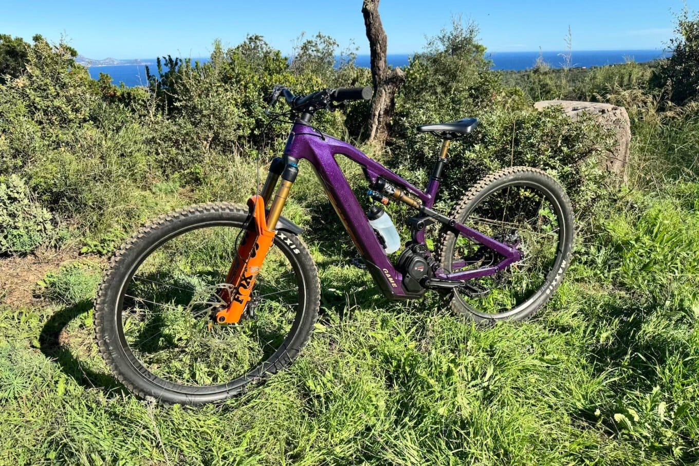 on a essayé le VTT électrique le plus stylé de l'année Moustache Game VTTAE 2