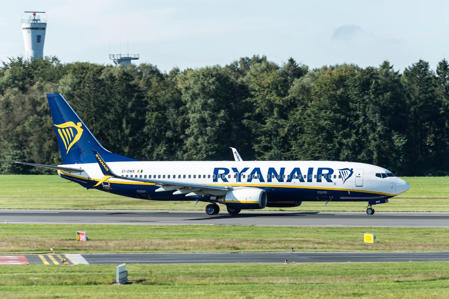 Ryanair va imposer le smartphone à ses passagers ryanair avion 2025